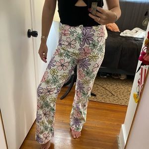 Floral white pants